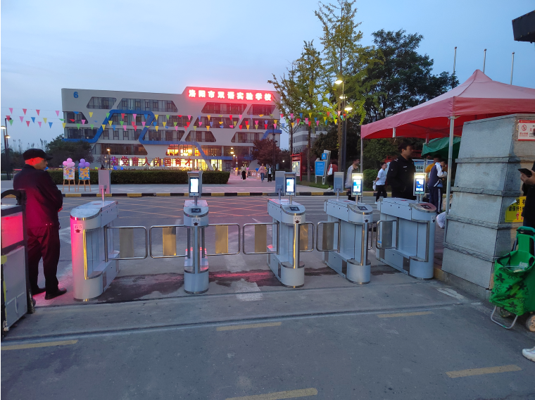 1697697727939364.png image.png